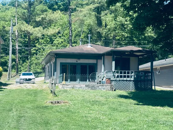 $99,000 | 1500 South Riverview Road, Stockport, OH 43787