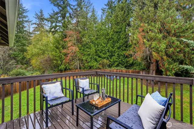 $509,950 | 18219 58th St Court East, Lake Tapps, WA 98391