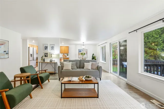 $509,950 | 18219 58th St Court East, Lake Tapps, WA 98391