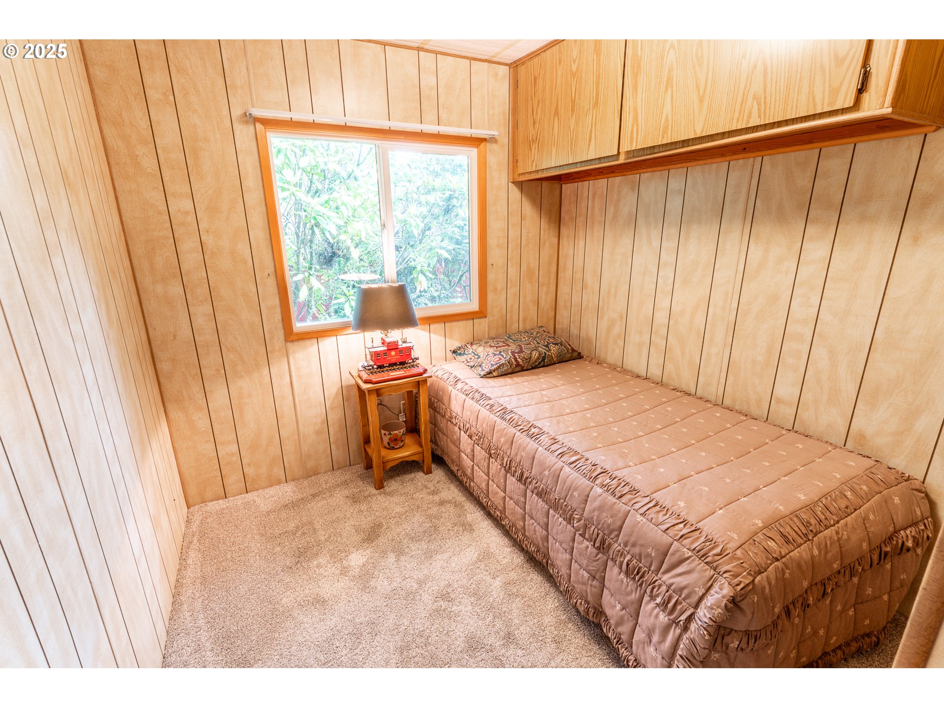 1600 Rhododendron Drive, Unit 207 Florence, OR 97439 - Photo 22 of 43 Bedroom