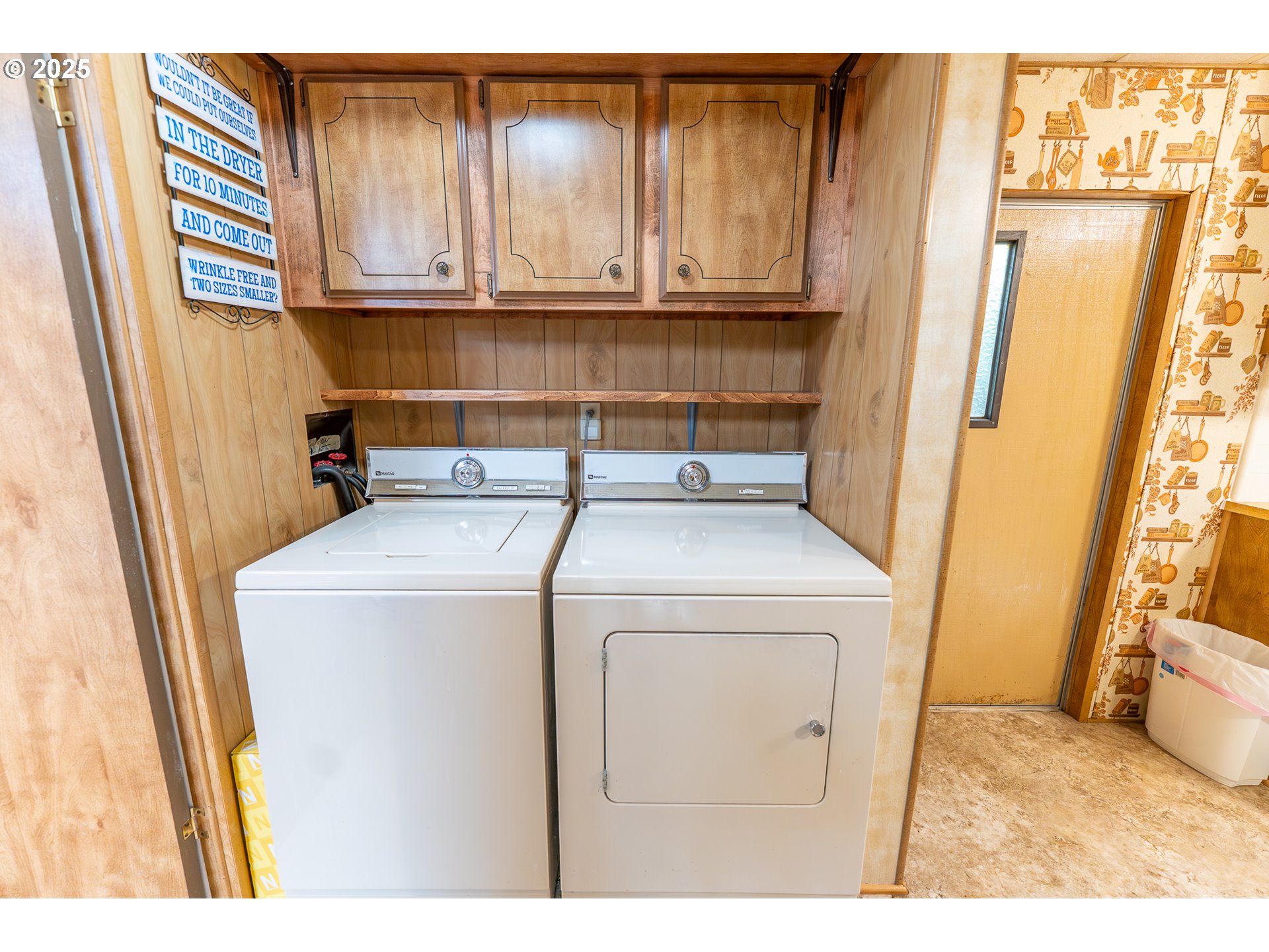 1600 Rhododendron Drive, Unit 207 Florence, OR 97439 - Photo 25 of 43 Laundry