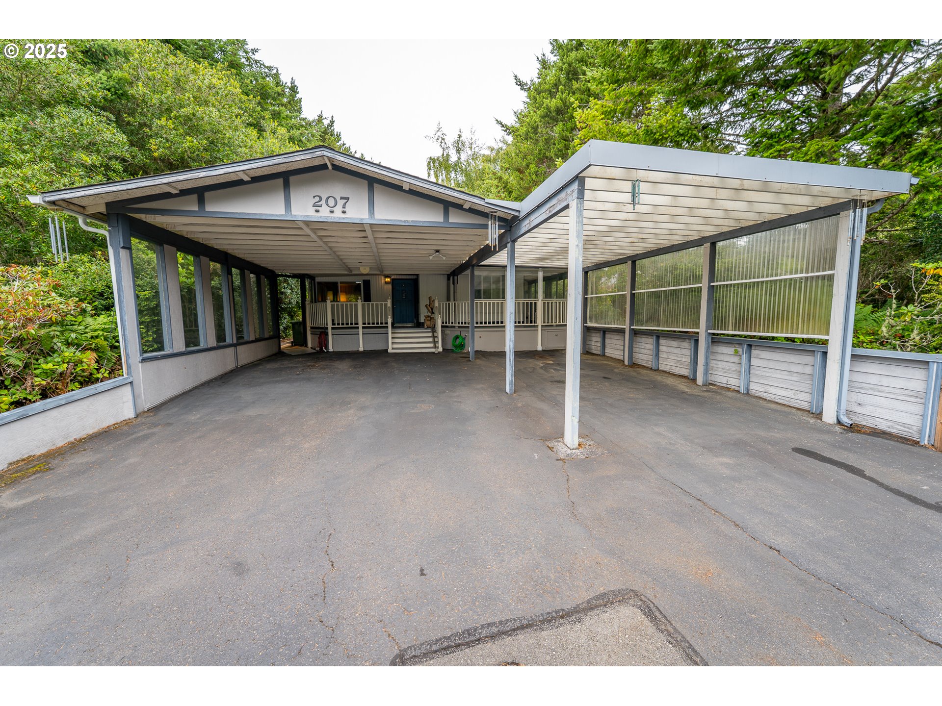 1600 Rhododendron Drive, Unit 207 Florence, OR 97439 - Photo 3 of 43 Carport