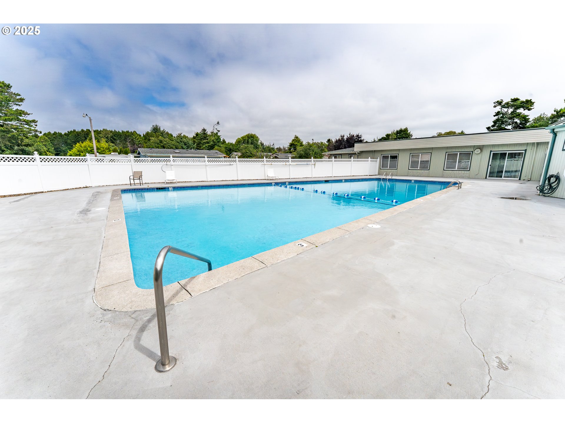 1600 Rhododendron Drive, Unit 207 Florence, OR 97439 - Photo 38 of 43 Community Pool