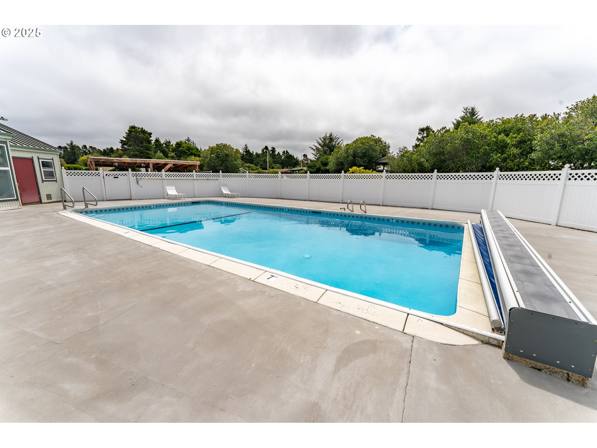 1600 Rhododendron Drive, Unit 207 Florence, OR 97439 - Photo 41 of 43 Community Pool