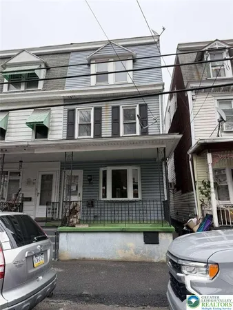 $1,300 | 25 South Delaware Avenue, Minersville, PA 17954