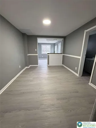 $1,300 | 25 South Delaware Avenue, Minersville, PA 17954