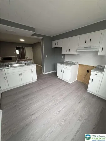 $1,300 | 25 South Delaware Avenue, Minersville, PA 17954