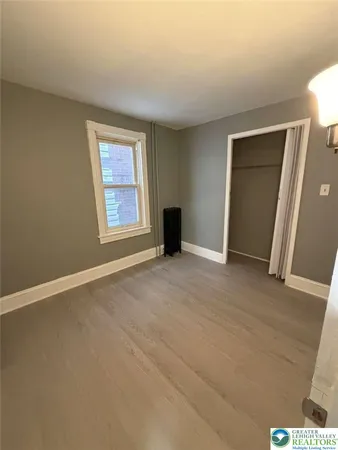 $1,300 | 25 South Delaware Avenue, Minersville, PA 17954