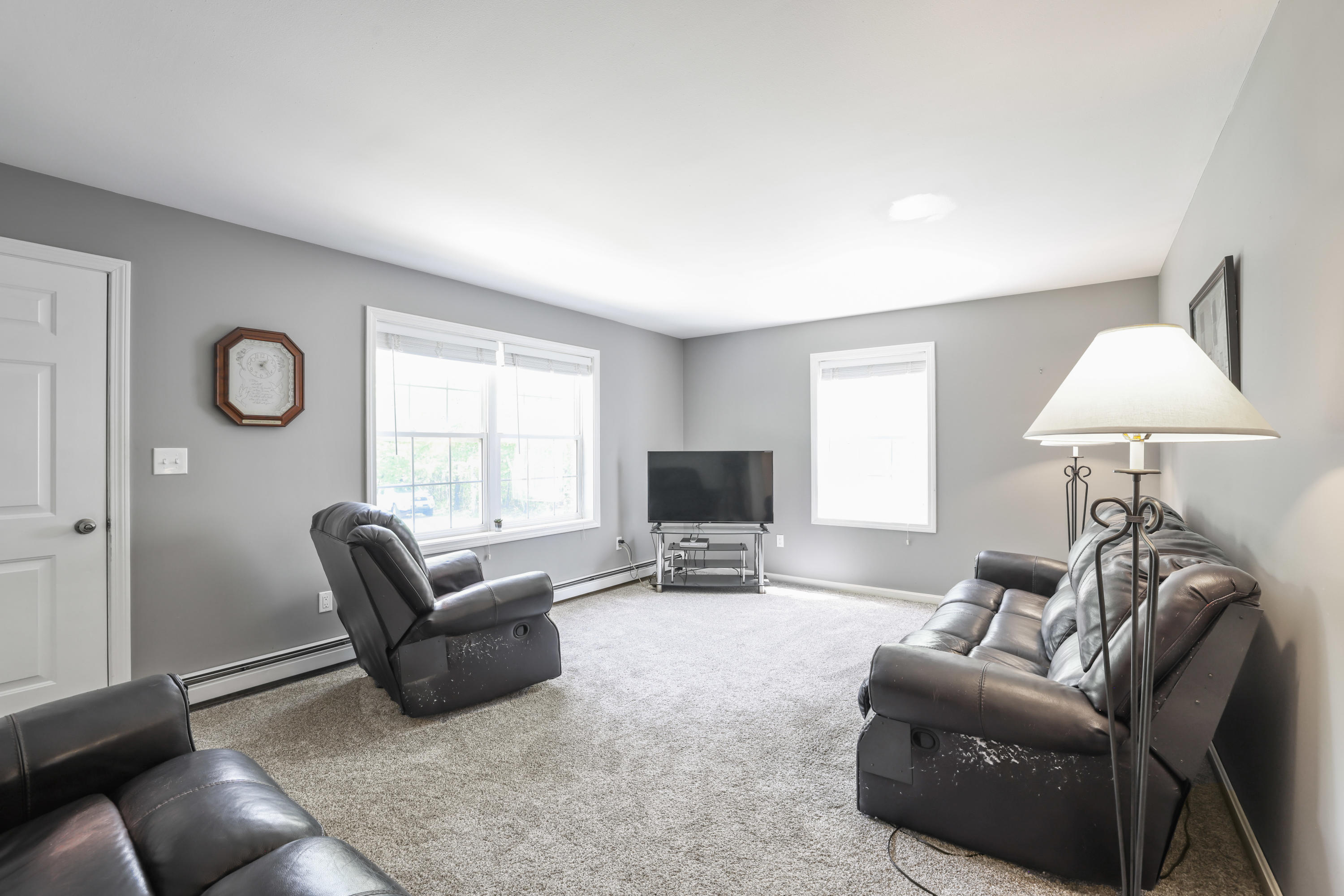 292 Washington Junction Road Hancock, ME 04640 - Photo 8 of 27 Living Room 1