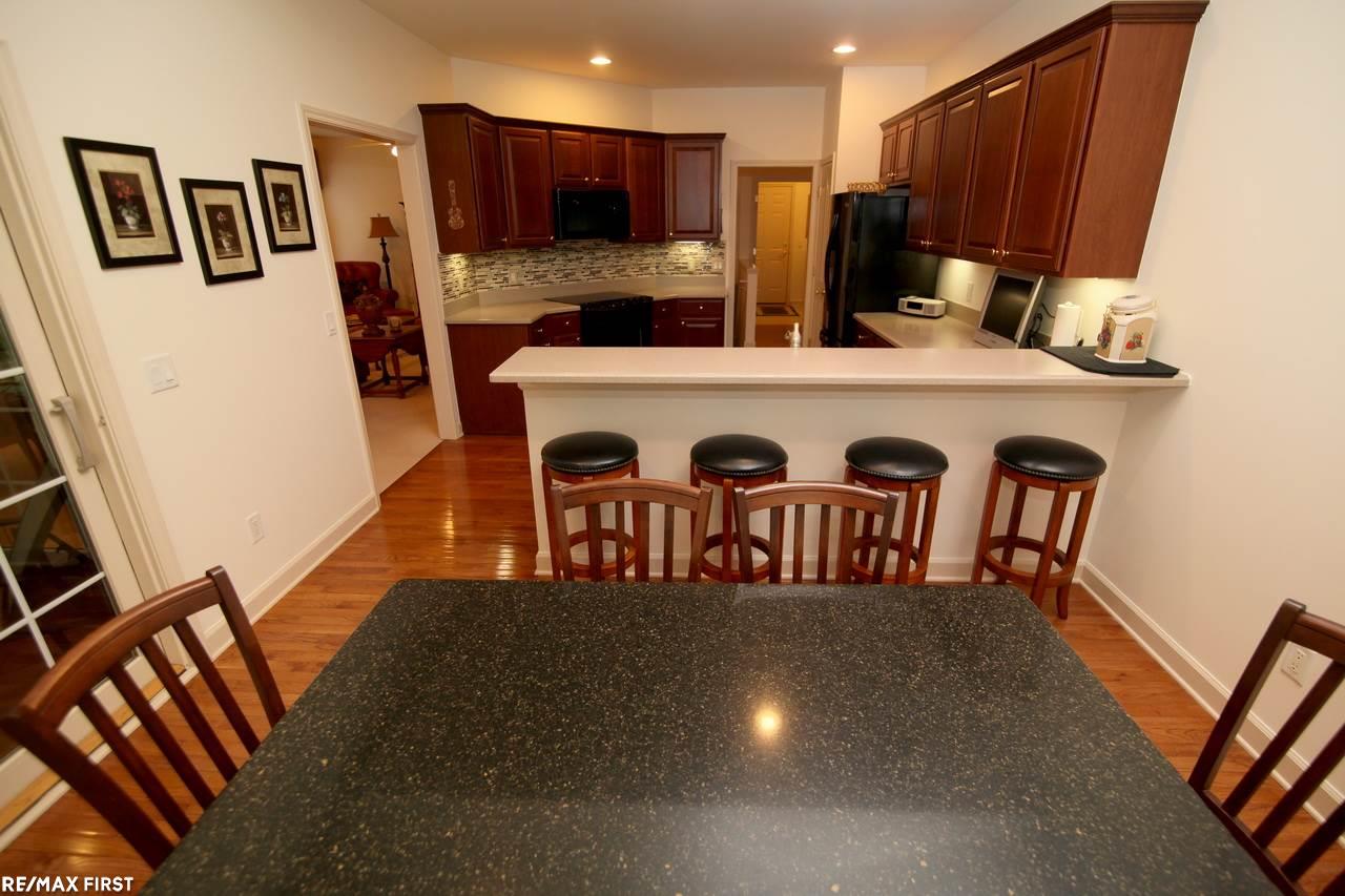 3693 Tremonte Circle Rochester, MI 48306 - Photo 26 of 51