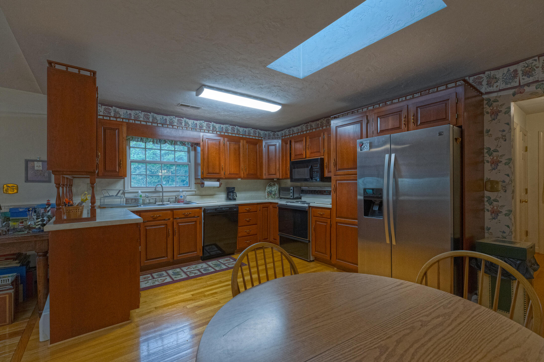 1615 Deyerle Road Southwest Roanoke, VA 24018 - Photo 13 of 43 13