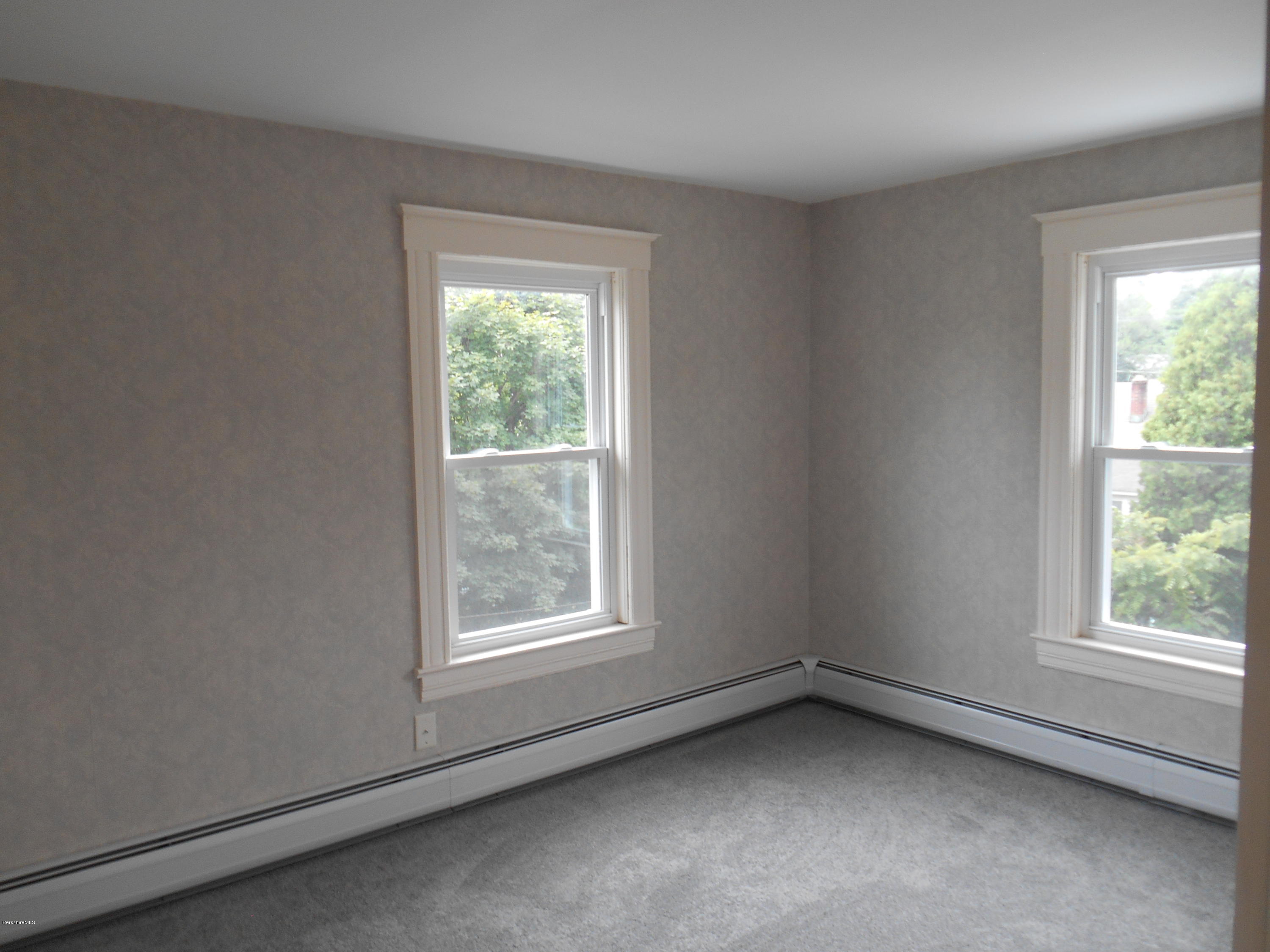 189 Benedict Road Pittsfield, MA 01201 - Photo 6 of 12 DSCN6243