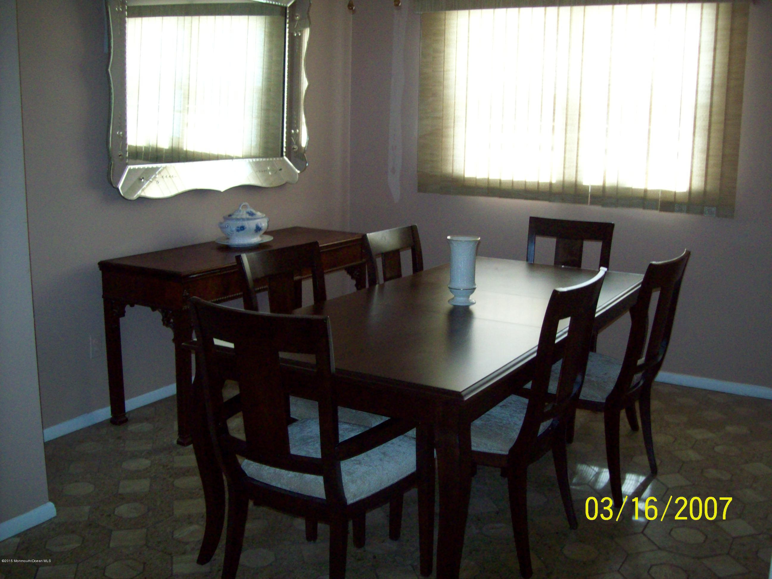 13 Westbrook Road Howell, NJ 07731 - Photo 3 of 12 100_1793