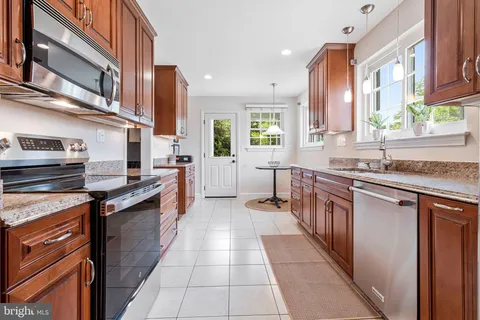 $1,300,000 | 7411 Wyndale Lane, Chevy Chase, MD 20815