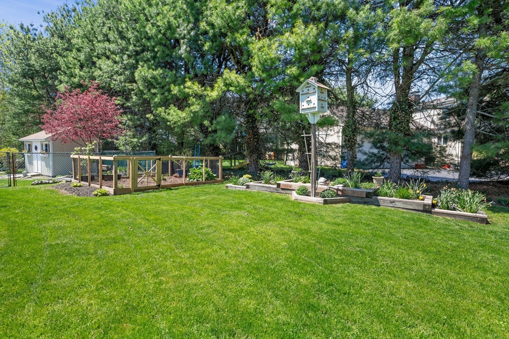 31 Rustic Lane Reading, MA 01867 - Photo 11 of 40 Gallery Image 11