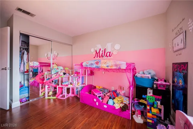 $450,000 | 8932 Beach Front Drive, Las Vegas, NV 89117