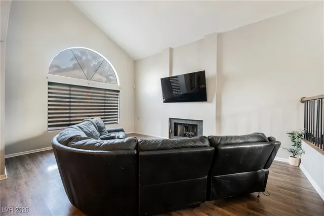 $450,000 | 8932 Beach Front Drive, Las Vegas, NV 89117