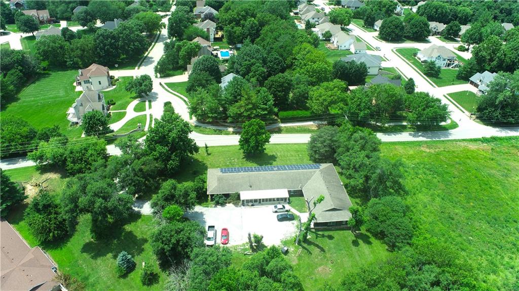 3611 Bishop Road St. Joseph, MO 64505 - Photo 4 of 57