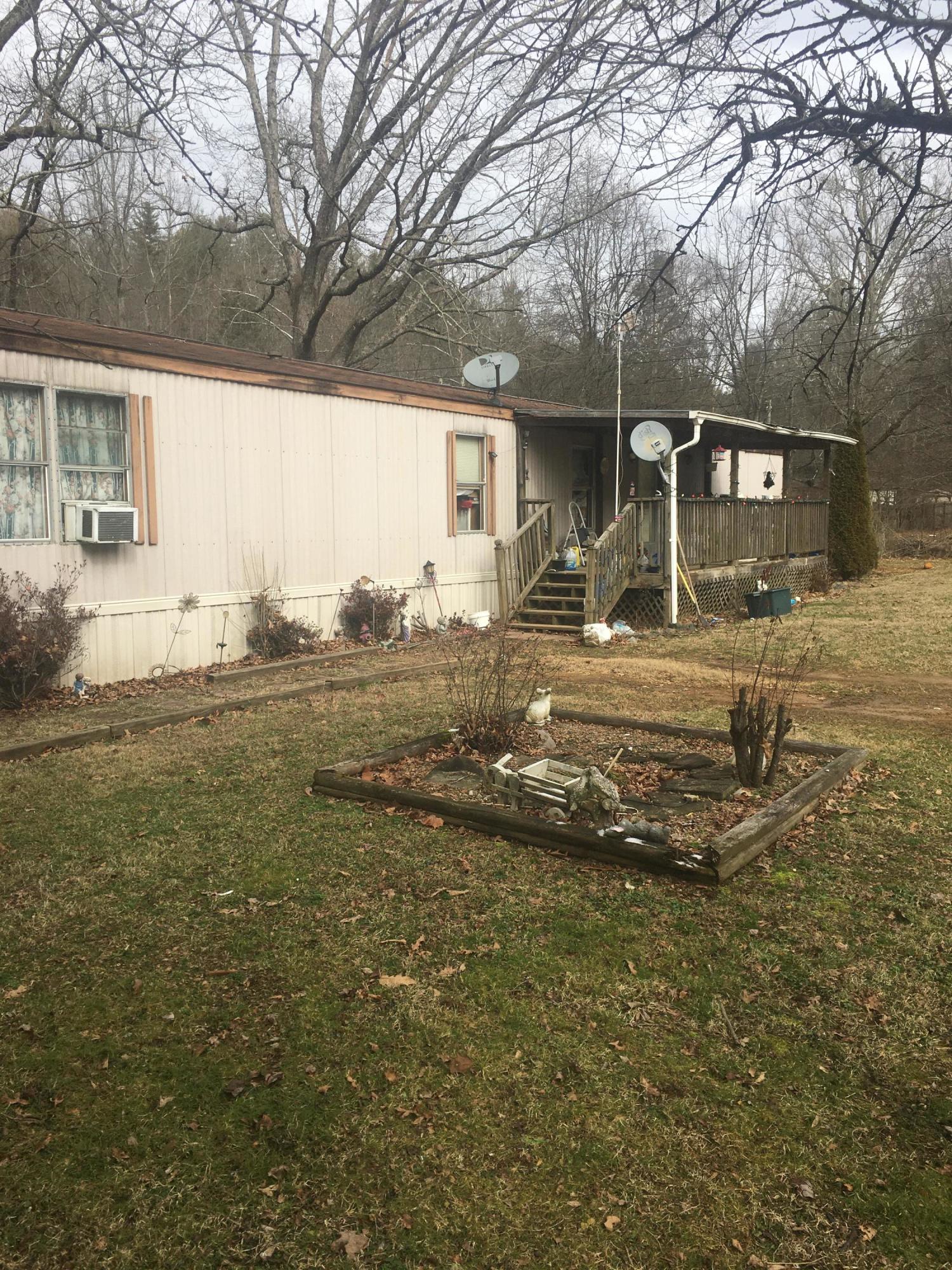 127 Mose Ledford Road Unicoi, TN 37692 - Photo 1 of 8 IMG_2139