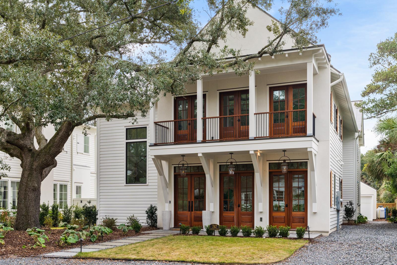 747 Winthrop Street Mount Pleasant, SC 29464 - Photo 1 of 43 -2