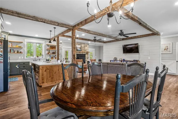 $750,000 | 13774 Mammoth Road, De Soto, MO 63020