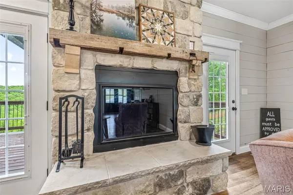 $750,000 | 13774 Mammoth Road, De Soto, MO 63020