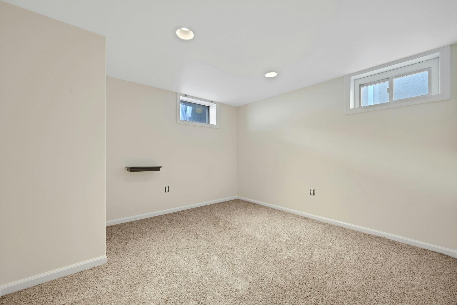 126 Huber Street Secaucus, NJ 07094 - Photo 21 of 26
