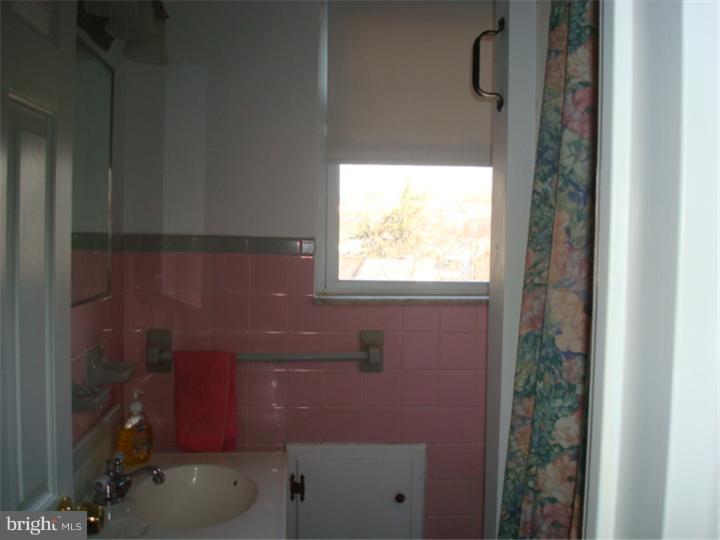 1442 Watson Road Sharon Hill, PA 19079 - Photo 7 of 18 Bathroom