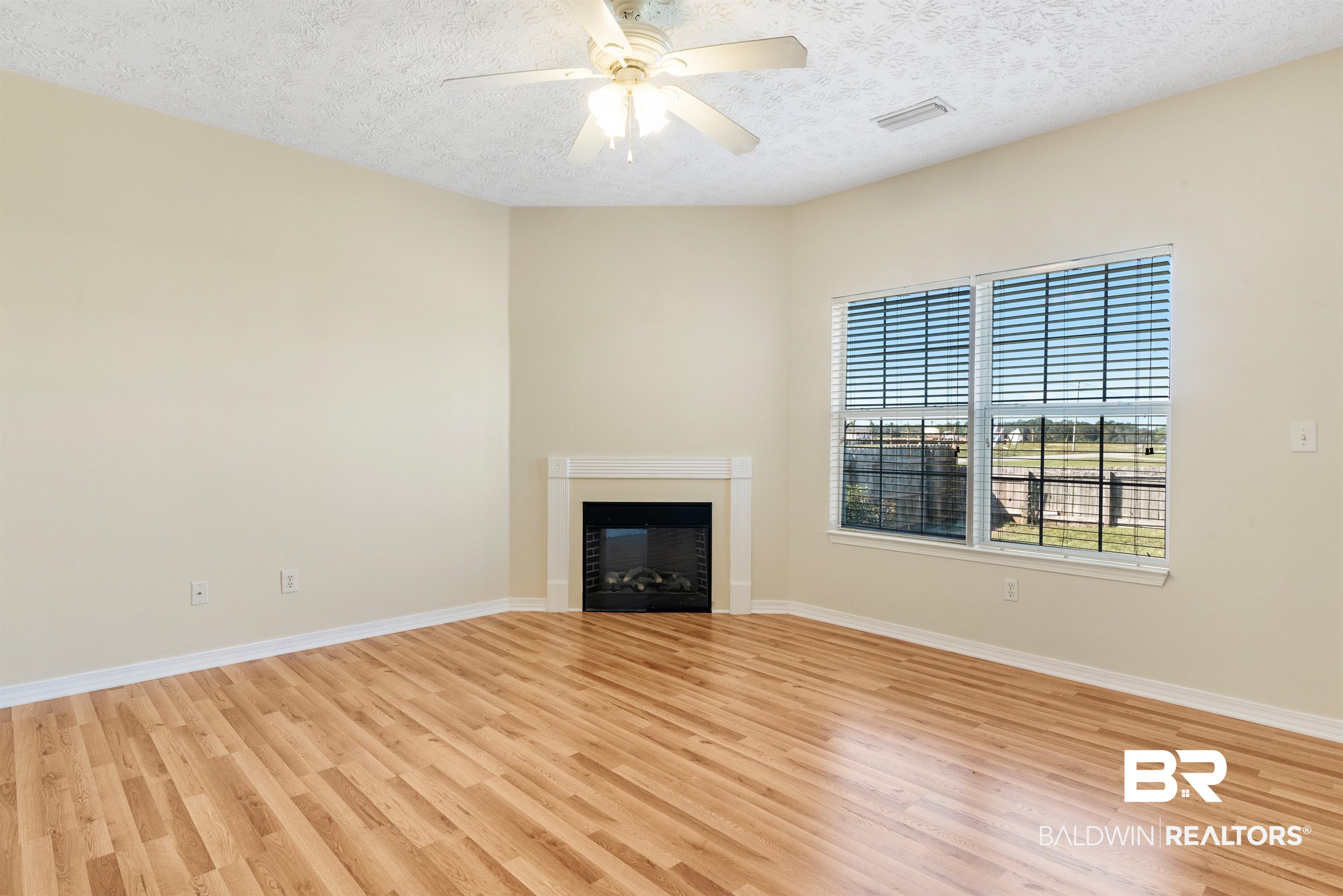 3901 Emerille Drive Foley, AL 36535 - Photo 14 of 37