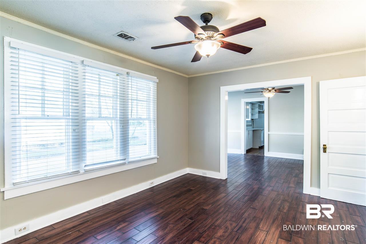 1701 Laurel Street Mobile, AL 36604 - Photo 3 of 18