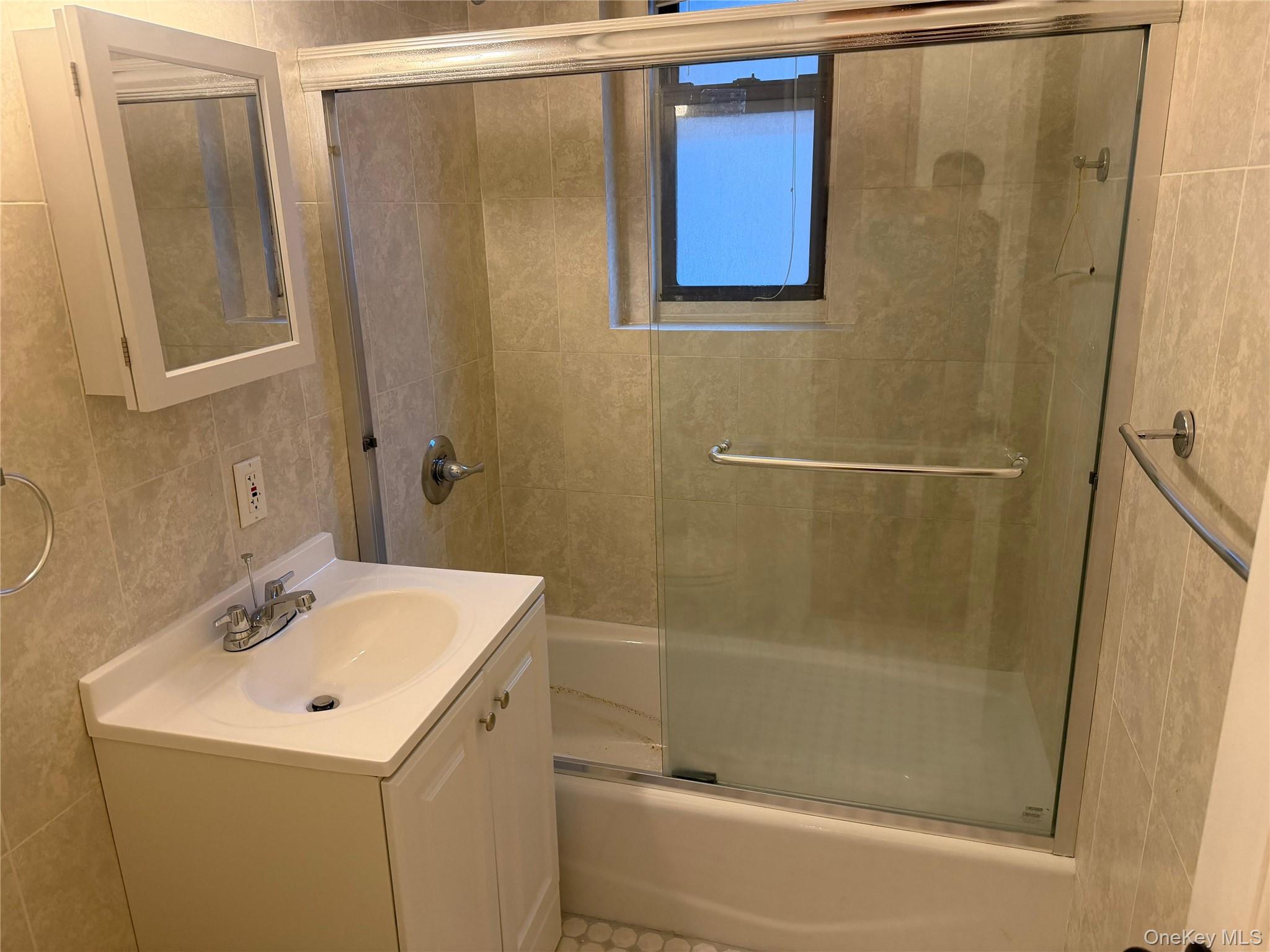 61-40 Saunders Street, Unit D24 Queens, NY 11374 - Photo 15 of 22