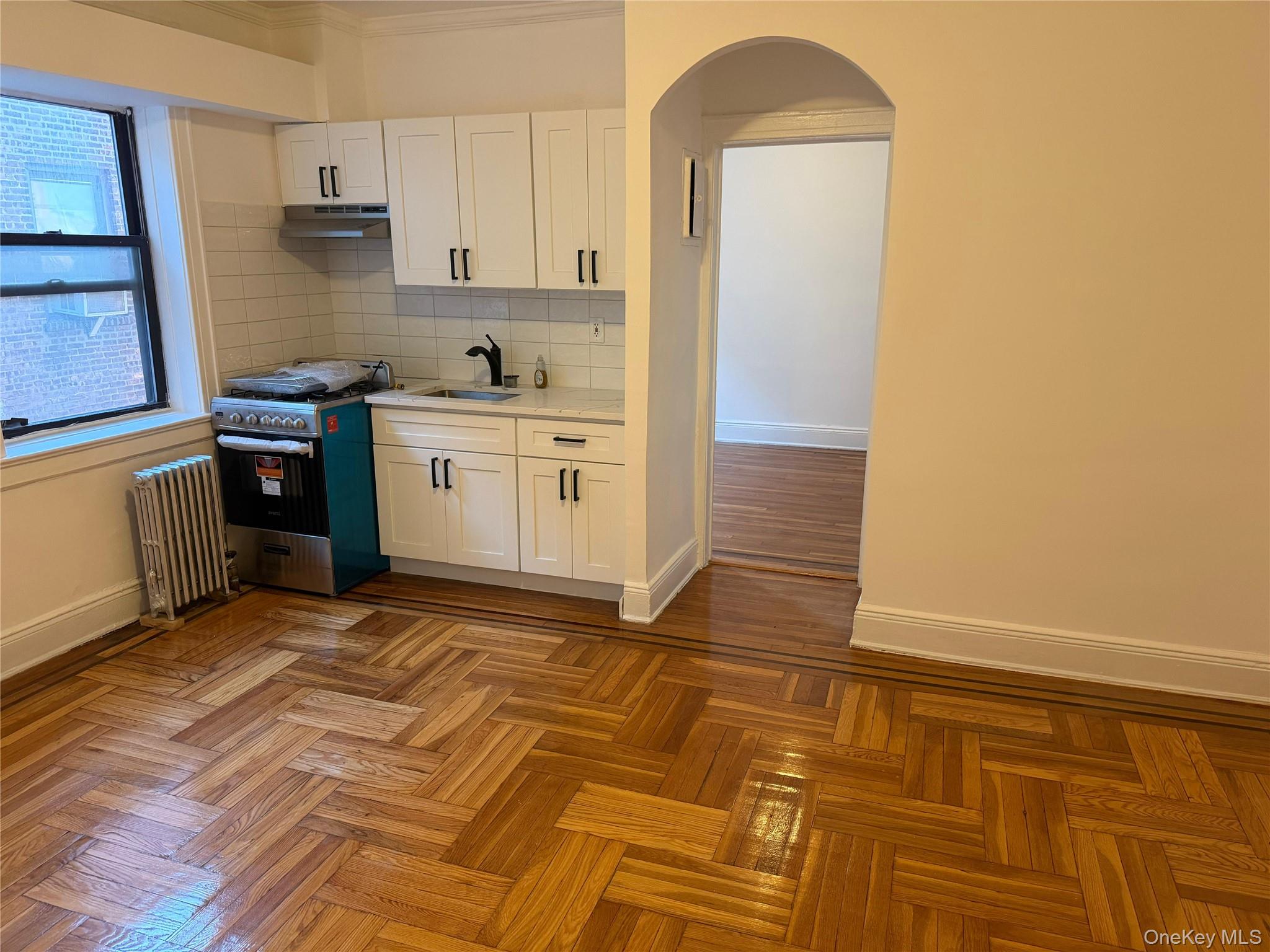 61-40 Saunders Street, Unit D24 Queens, NY 11374 - Photo 7 of 22