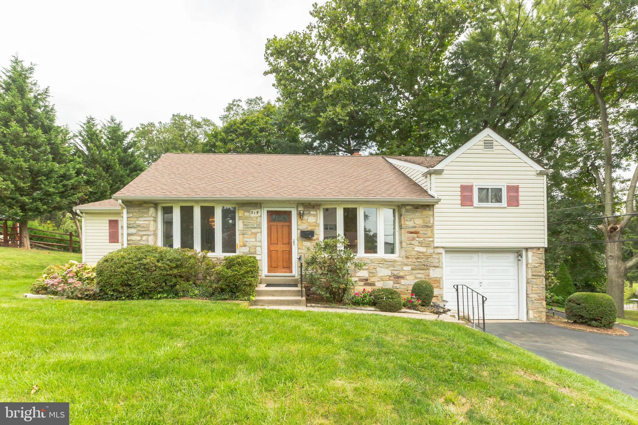 519 Pinetree Road Jenkintown, PA 19046 - Photo 1 of 30 Exterior Front