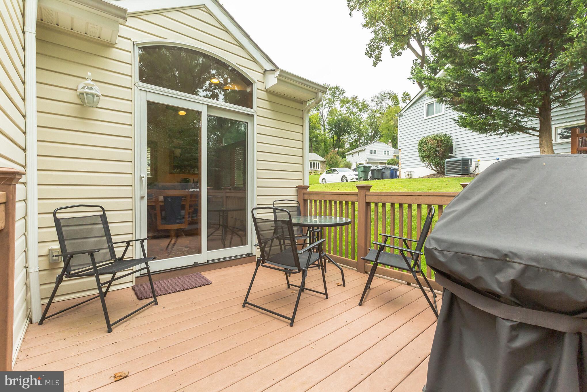 519 Pinetree Road Jenkintown, PA 19046 - Photo 15 of 30 Deck