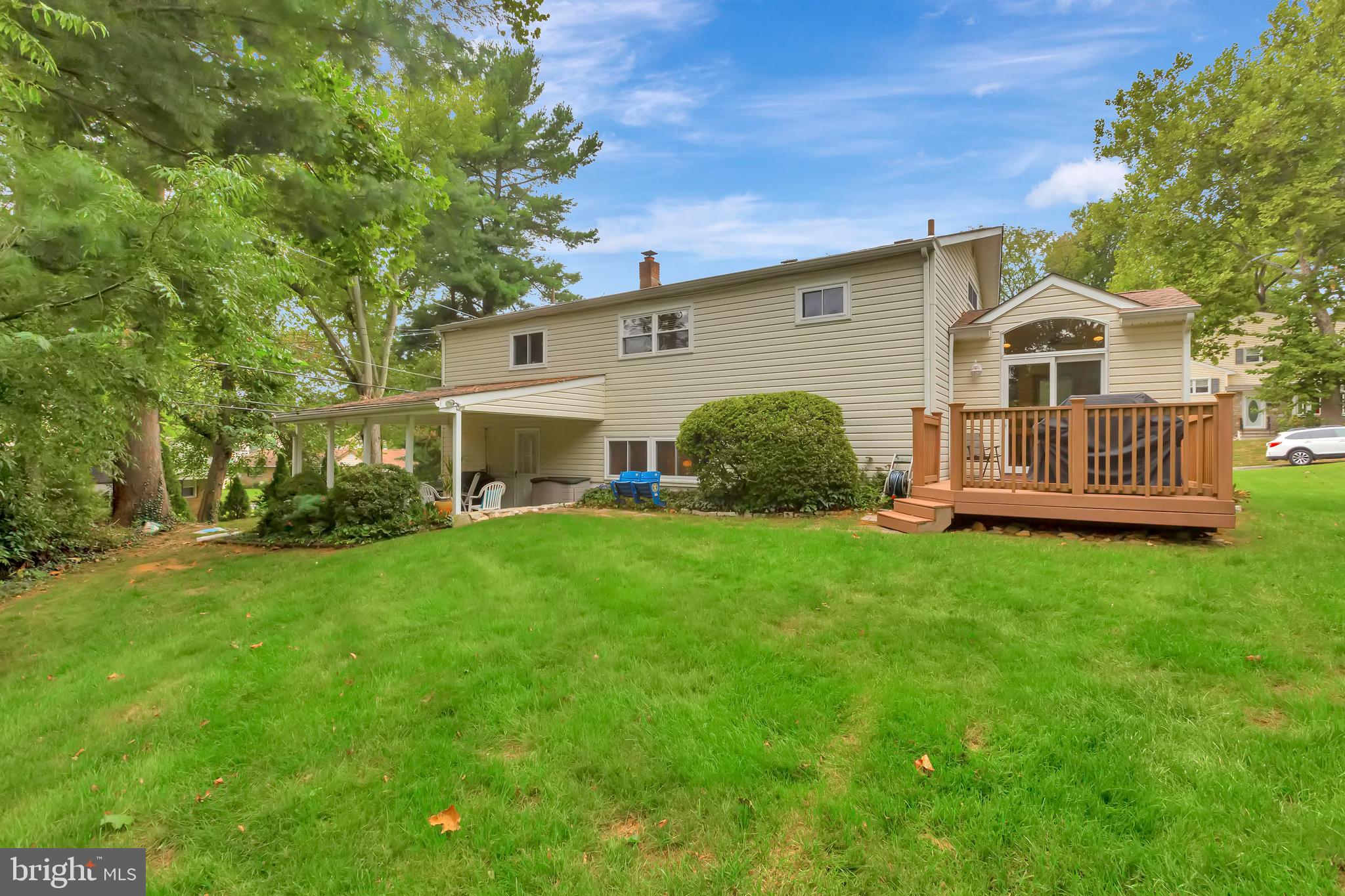519 Pinetree Road Jenkintown, PA 19046 - Photo 3 of 30 Back yard