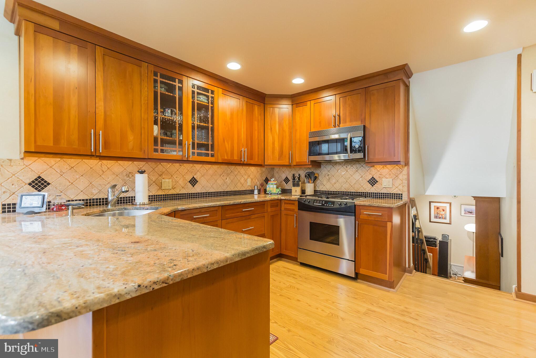 519 Pinetree Road Jenkintown, PA 19046 - Photo 10 of 30 Kitchen