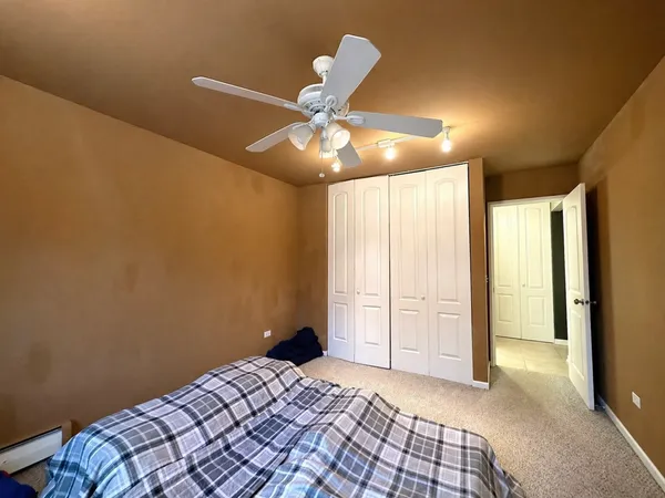 $159,000 | 2431 East Brandenberry Court, Unit 2O, Arlington Heights, IL 60004