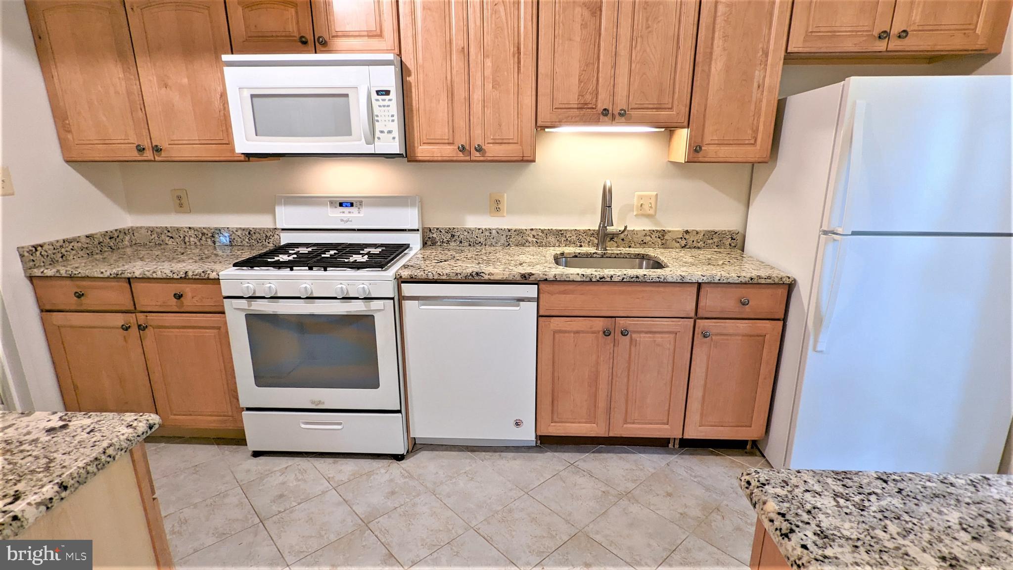 11808 Breton Court, Unit 21B Reston, VA 20191 - Photo 14 of 43