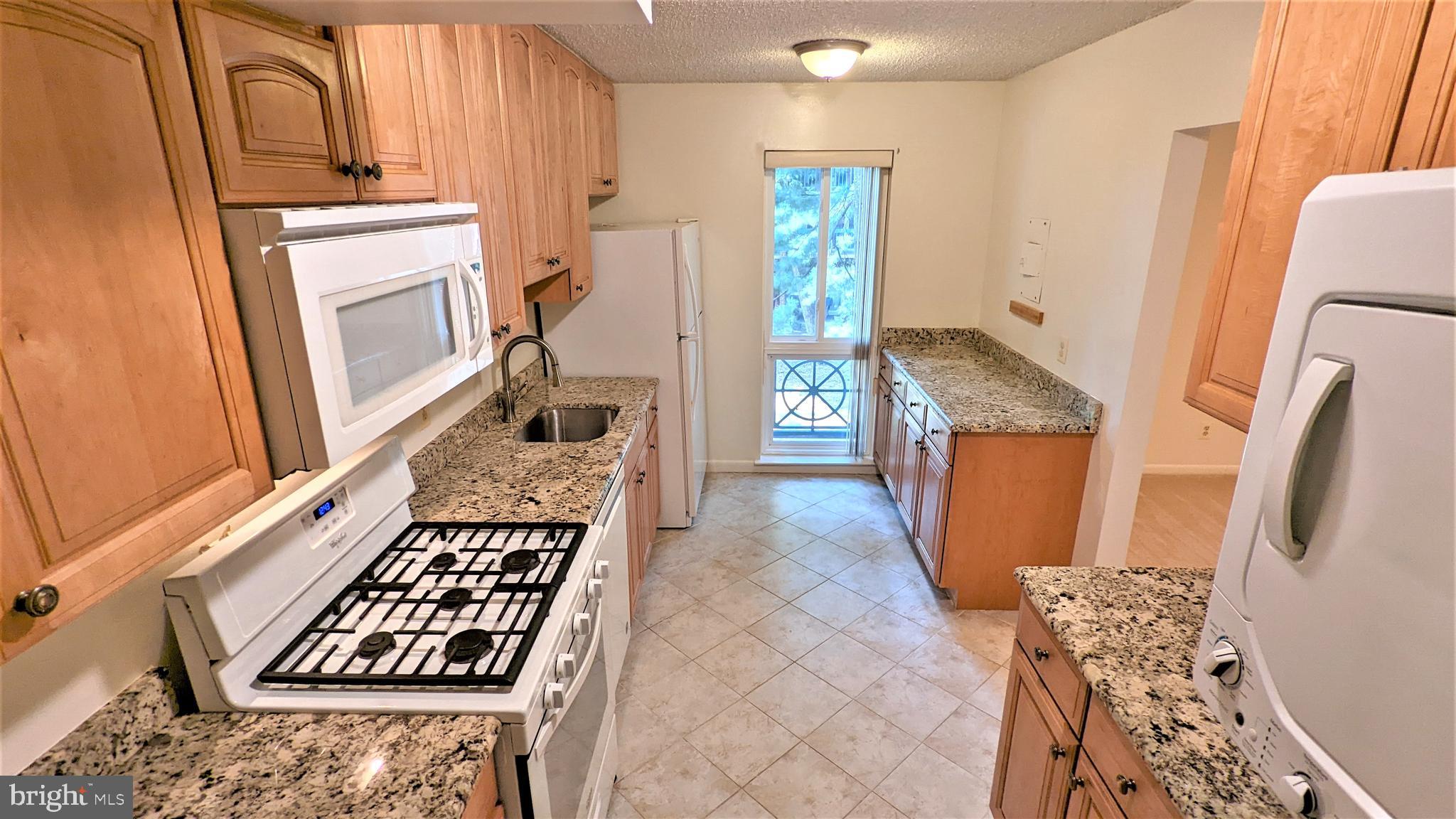 11808 Breton Court, Unit 21B Reston, VA 20191 - Photo 15 of 43