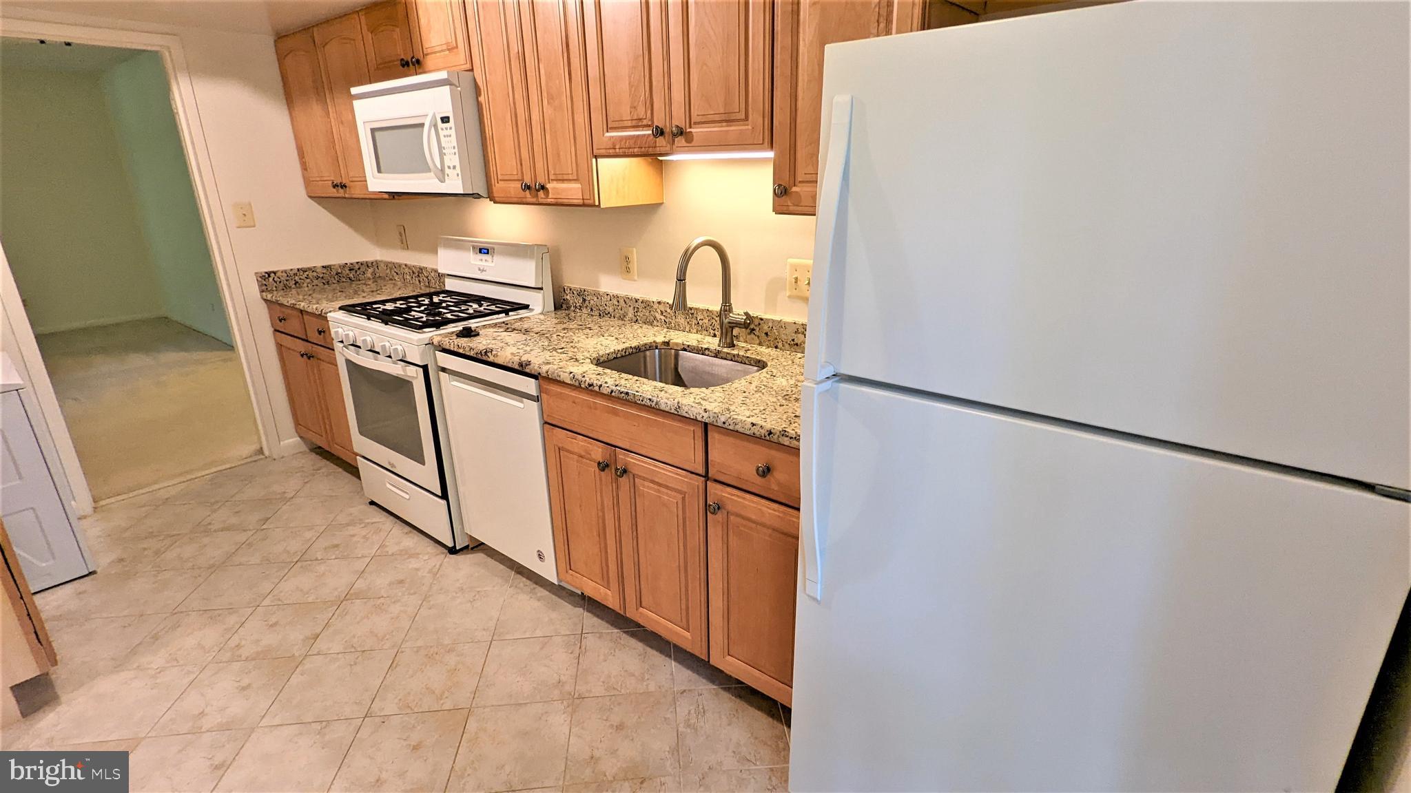 11808 Breton Court, Unit 21B Reston, VA 20191 - Photo 19 of 43