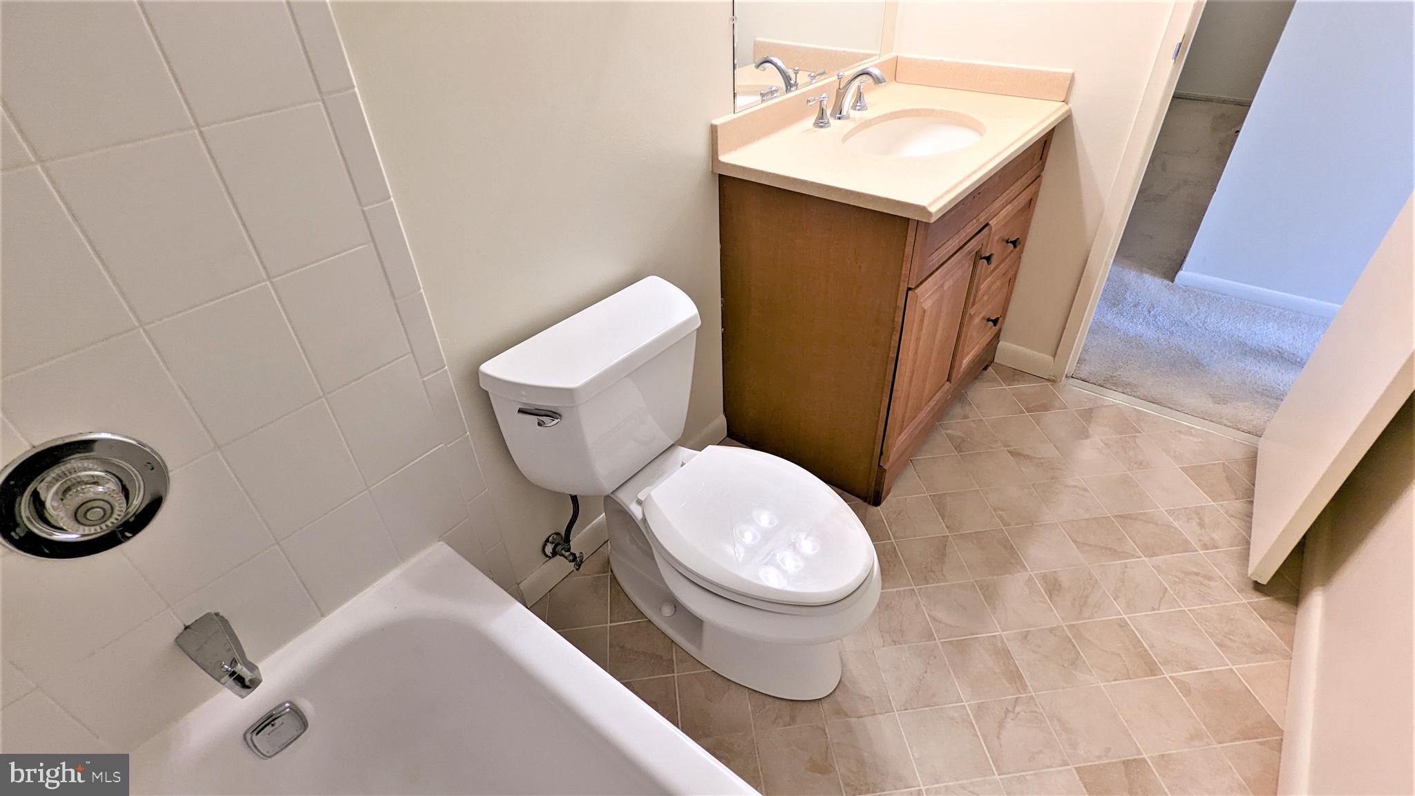 11808 Breton Court, Unit 21B Reston, VA 20191 - Photo 30 of 43