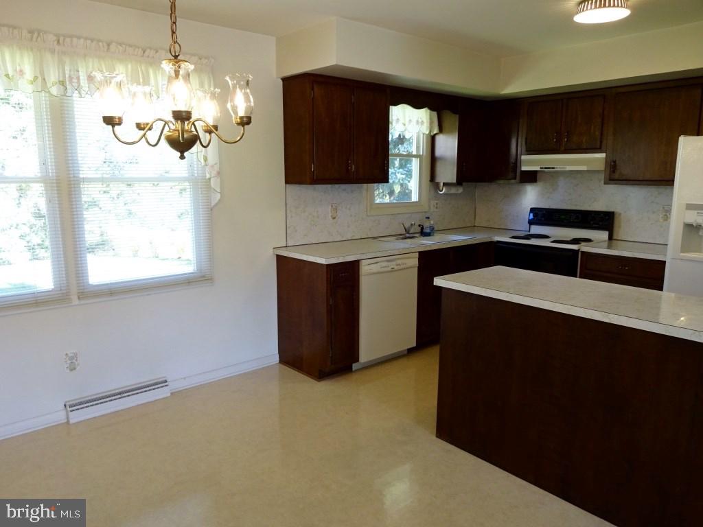 9 Logan Heights Road York, PA 17403 - Photo 15 of 35 Gallery Image 15