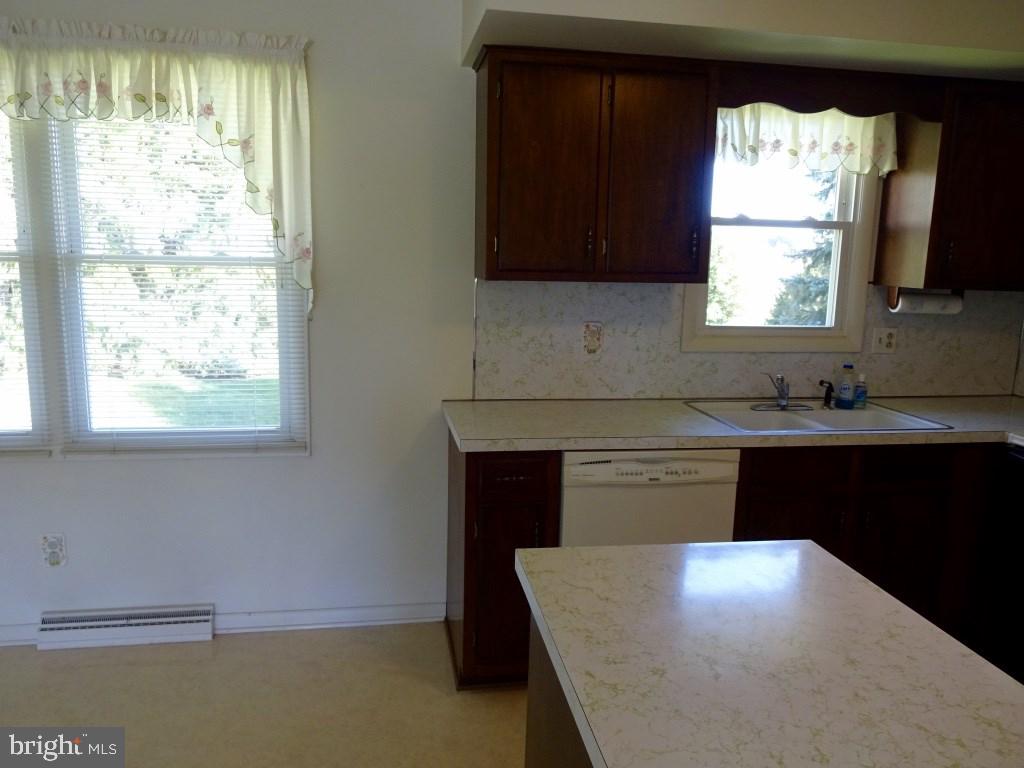 9 Logan Heights Road York, PA 17403 - Photo 16 of 35 Gallery Image 16