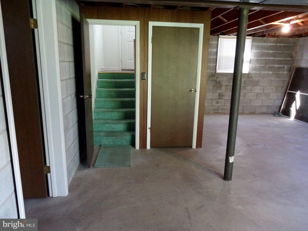 9 Logan Heights Road York, PA 17403 - Photo 30 of 35 Gallery Image 30