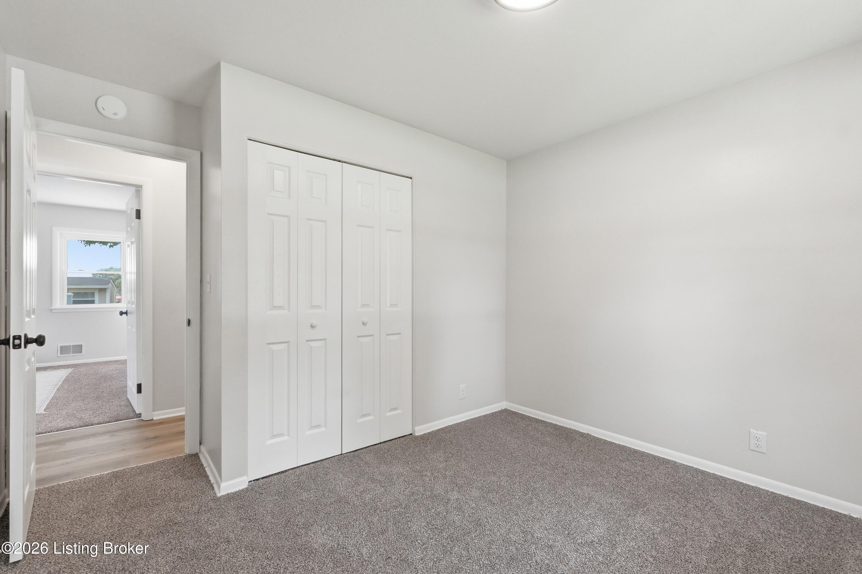 6510 Ridge Cliff Road Louisville, KY 40228 - Photo 35 of 70 34_6510ridgecliff_louisvillerealestateme