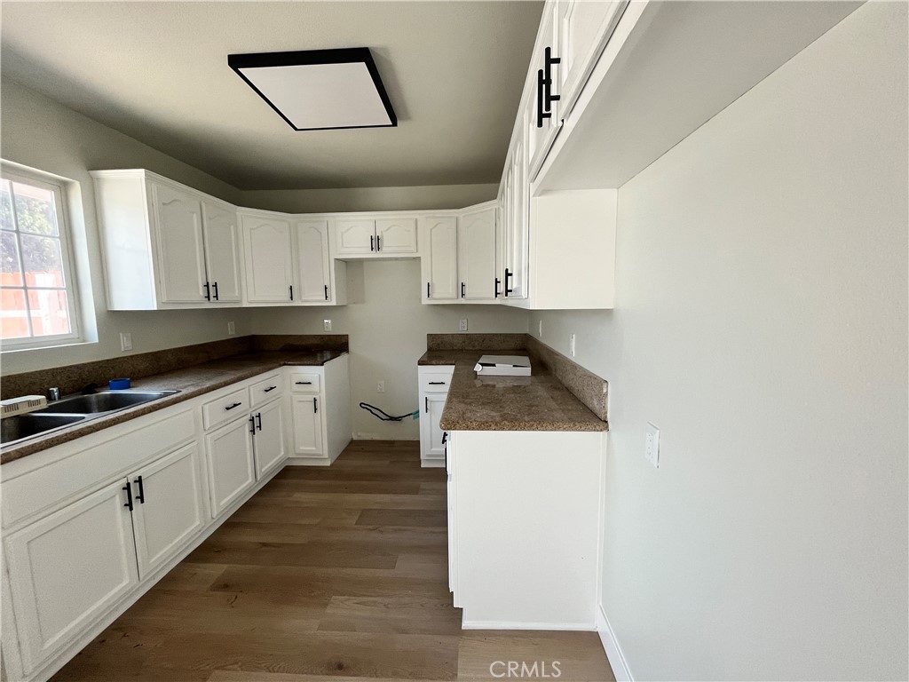 1004 South Riverside Avenue, Unit D3 Rialto, CA 92376 - Photo 4 of 16