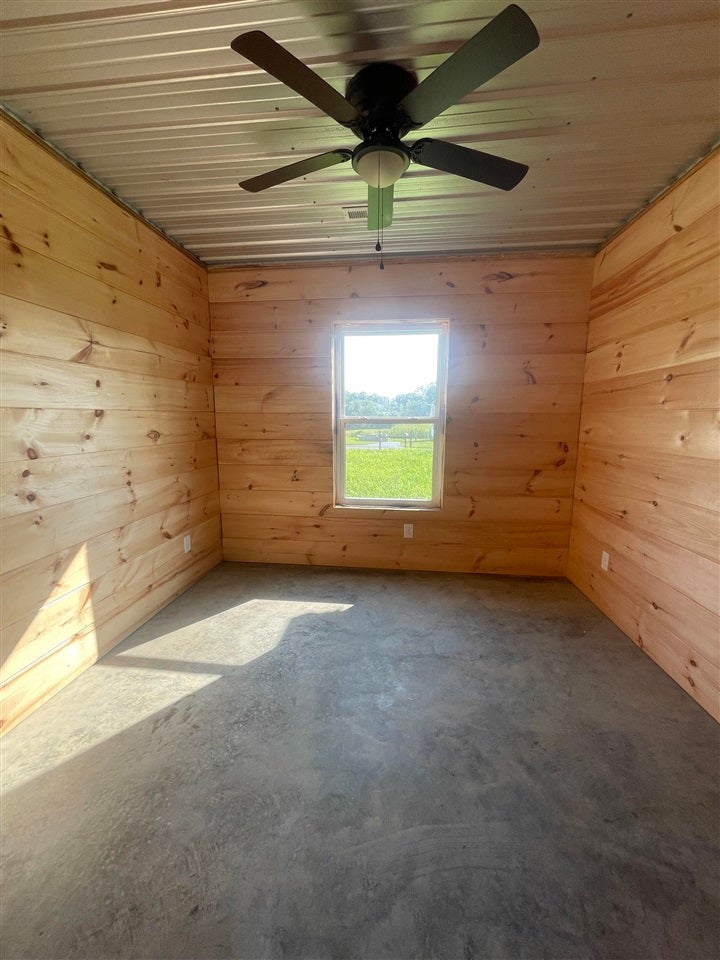 1174 Fairview Church-Pascal Road Hardyville, KY 42746 - Photo 4 of 10 Gallery Image 4