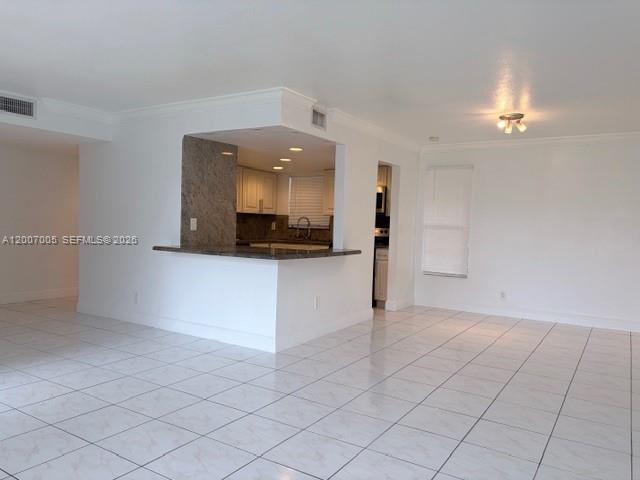 3100 Riverside Drive, Unit 103 Coral Springs, FL 33065 - Photo 6 of 20 Dining