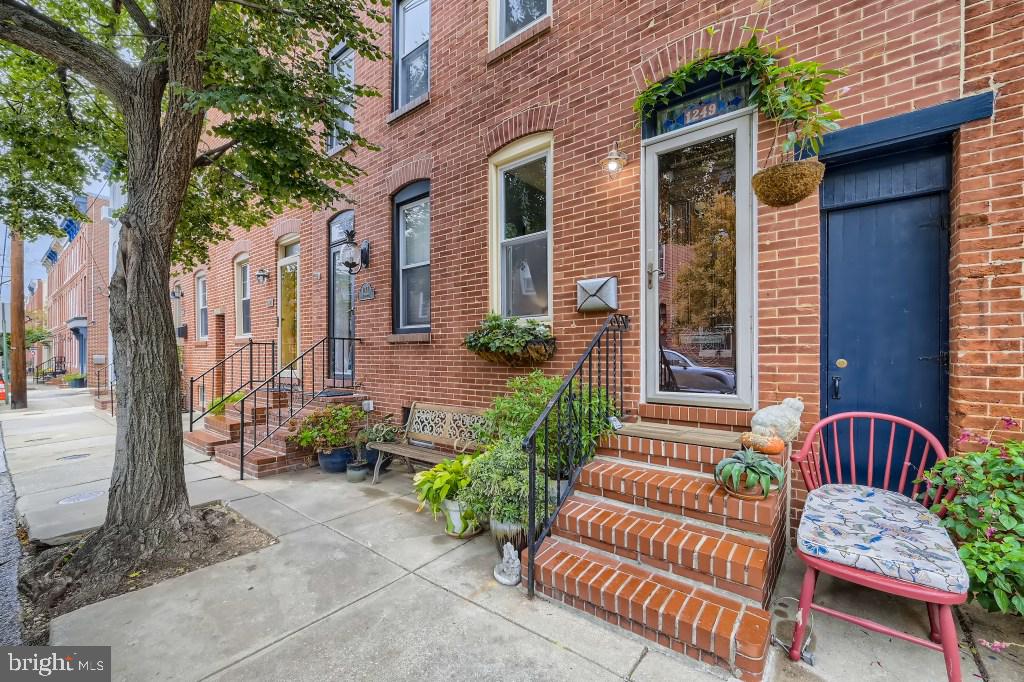 1249 Riverside Avenue Baltimore, MD 21230 - Photo 1 of 31