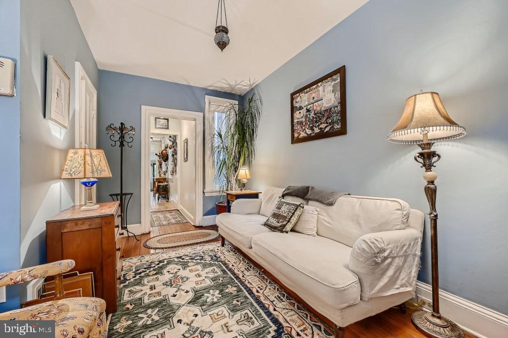1249 Riverside Avenue Baltimore, MD 21230 - Photo 4 of 31